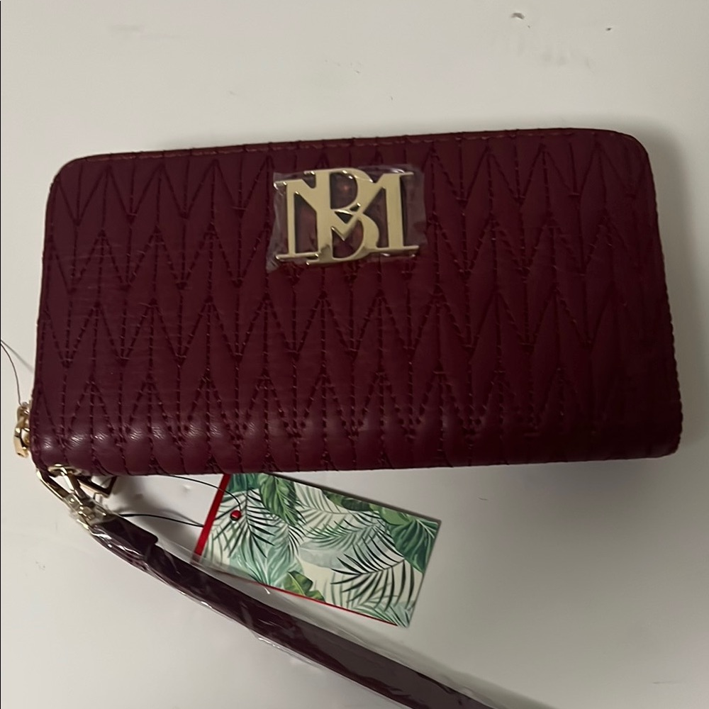 BADGLEY MISCHKA‎ LONG WALLET WITH PHONE POCKETAND WRISTLET